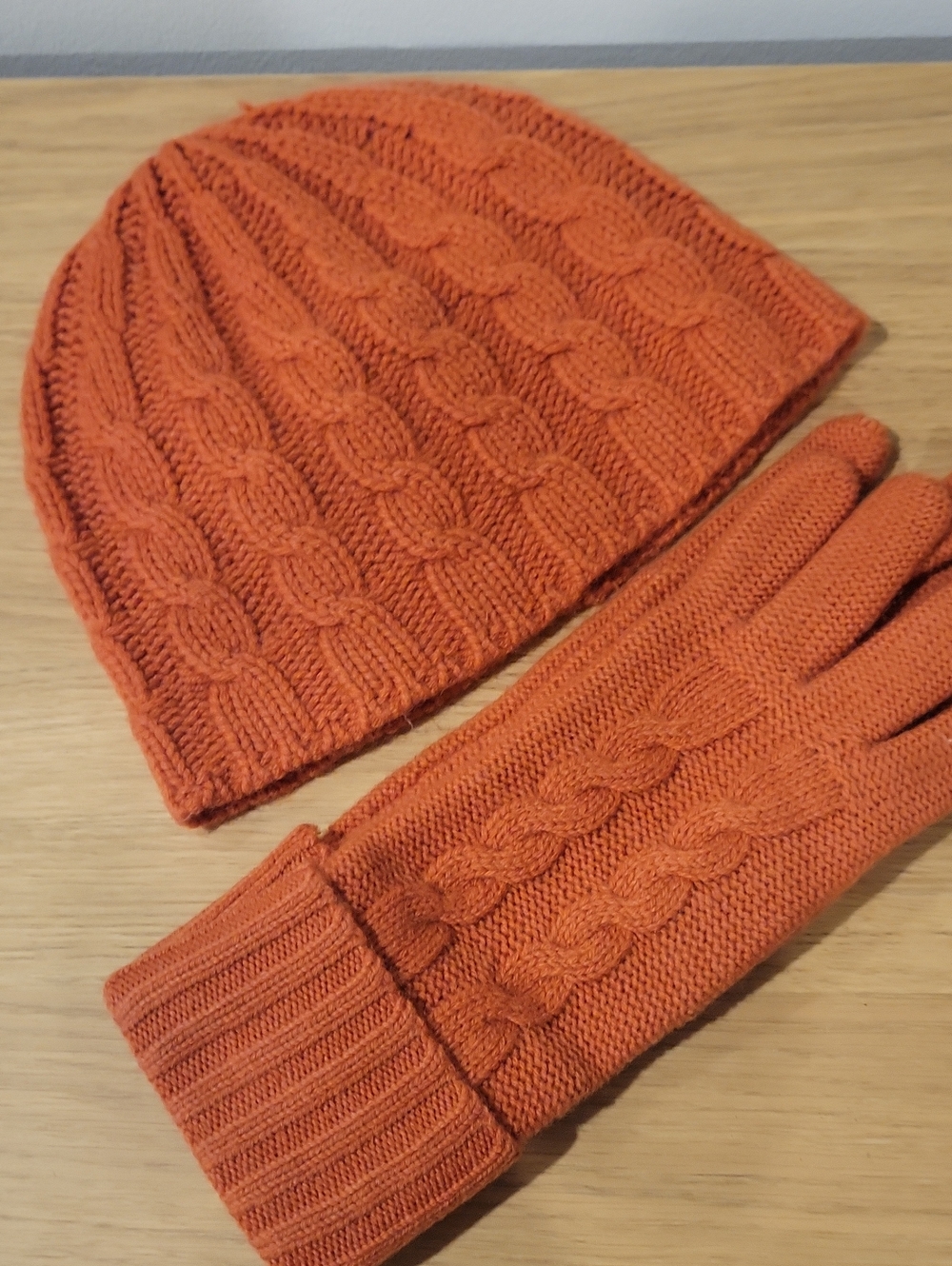 Banana Republic Orange Cable Knit Merino-Cashmere Beanie Hat & Gloves Set NEW
